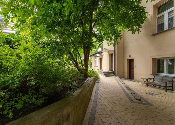 公寓 Park Krakowski Comfy By Bookinghost *